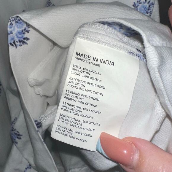 Club Monaco Darmida Floral Romper Ruffle Detail Open Back Size 4 Blue/White - Picture 6 of 11